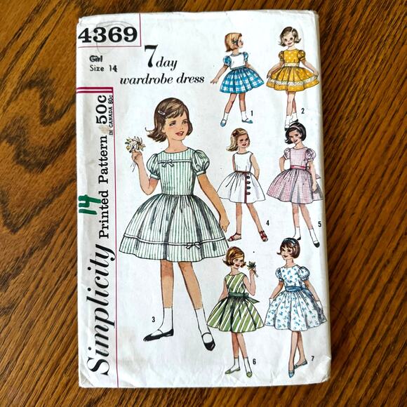 UNCUT Vintage 1960s Simplicity 4369 Sewing Pattern Womens Small Mini Dress - Picture 1 of 2